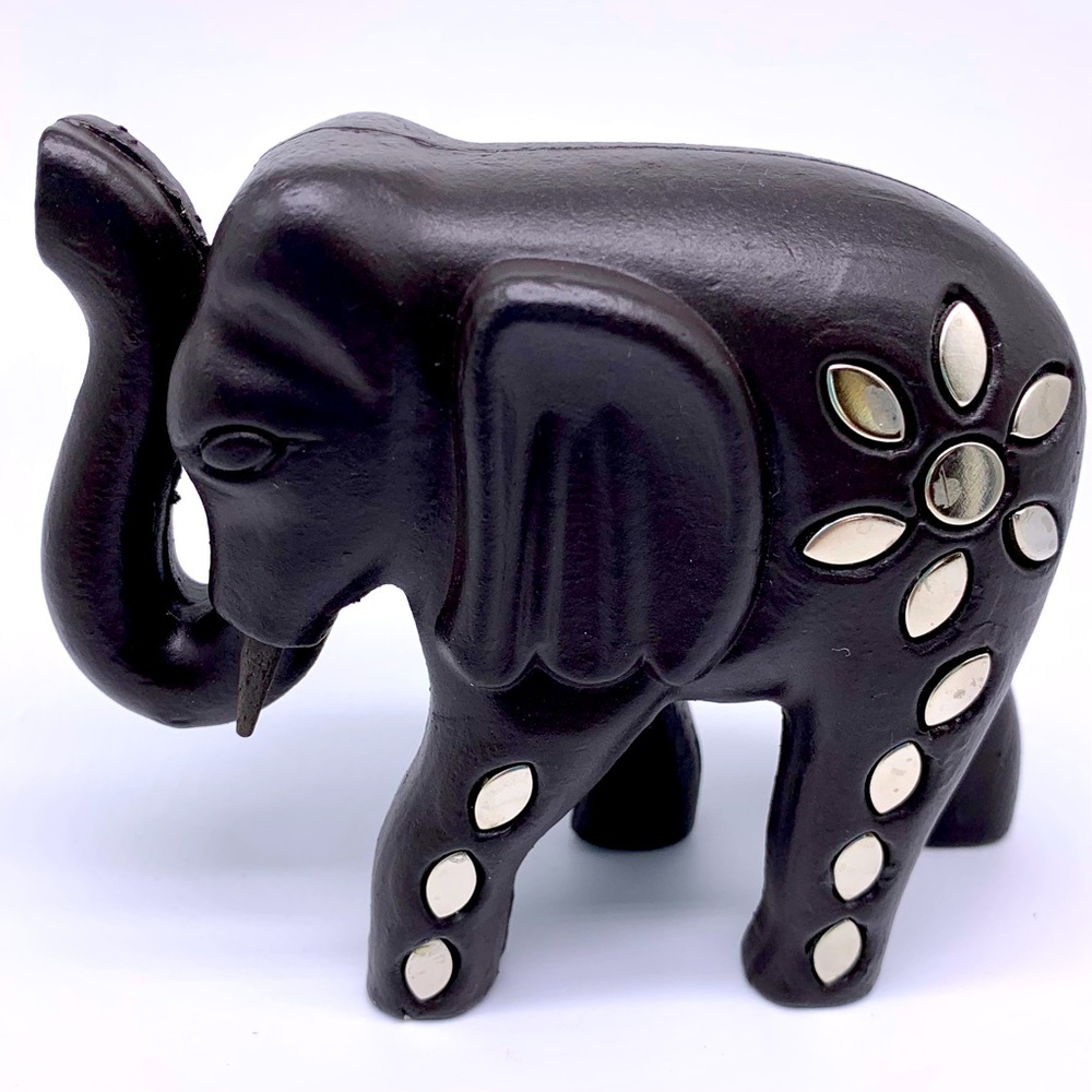Good Fortune Elephant w/Trunk Up